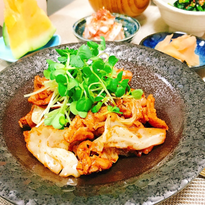 夏バテ防止に♪豚肉とキャベツの味噌炒め